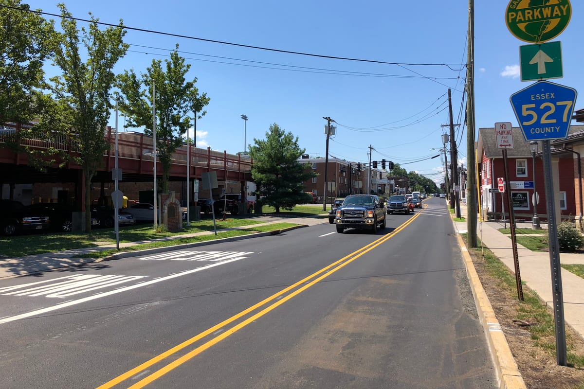 Caldwell, NJ — 2018-07-18 11 51 05 View south along Essex County Route 527 (Roseland Avenue) just south of Essex County Route 632 (Westville Avenue) in Caldwell, Essex County, New Jersey