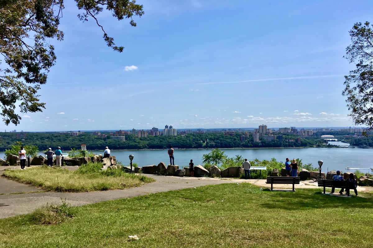 Englewood, NJ — Rockefeller Overlook, Palisades Interstate Parkway, Englewood Cliffs, New Jersey - 20200907 - 04