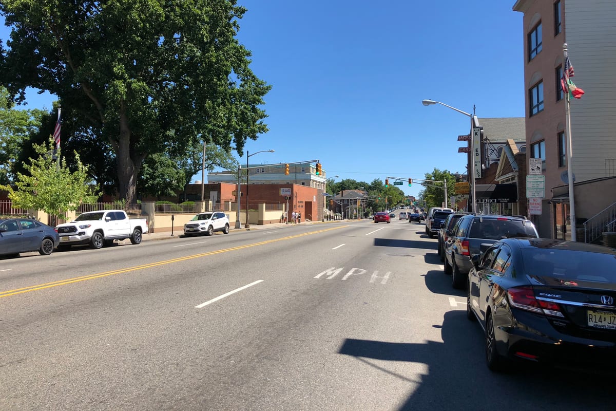 North Bergen, NJ — 2018-07-07 11 01 30 View north along Hudson County Route 501 (John F Kennedy Boulevard) at 41st Street on the border of North Bergen Township and Union City in Hudson County, New Jersey