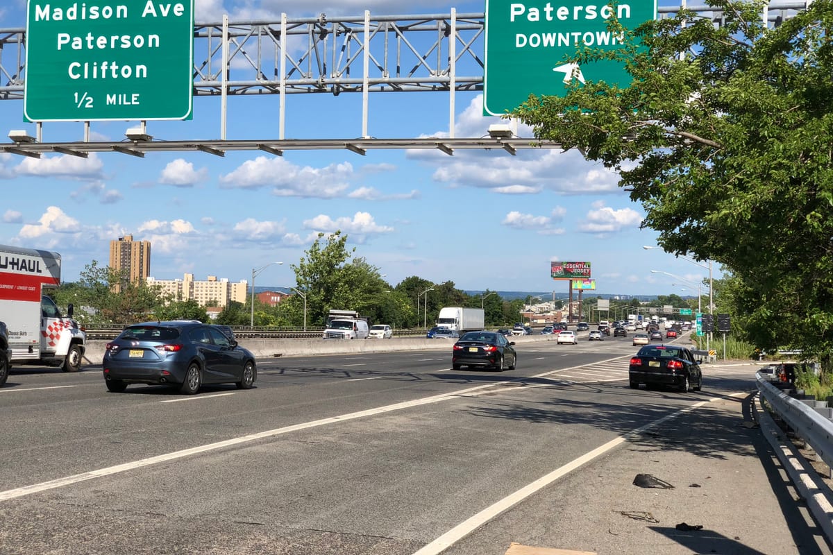 Paterson, NJ — 2020-07-14 16 44 53 View east along Interstate 80 (Bergen-Passaic Expressway) at Exit 57B (Downtown Paterson) in Paterson, Passaic County, New Jersey