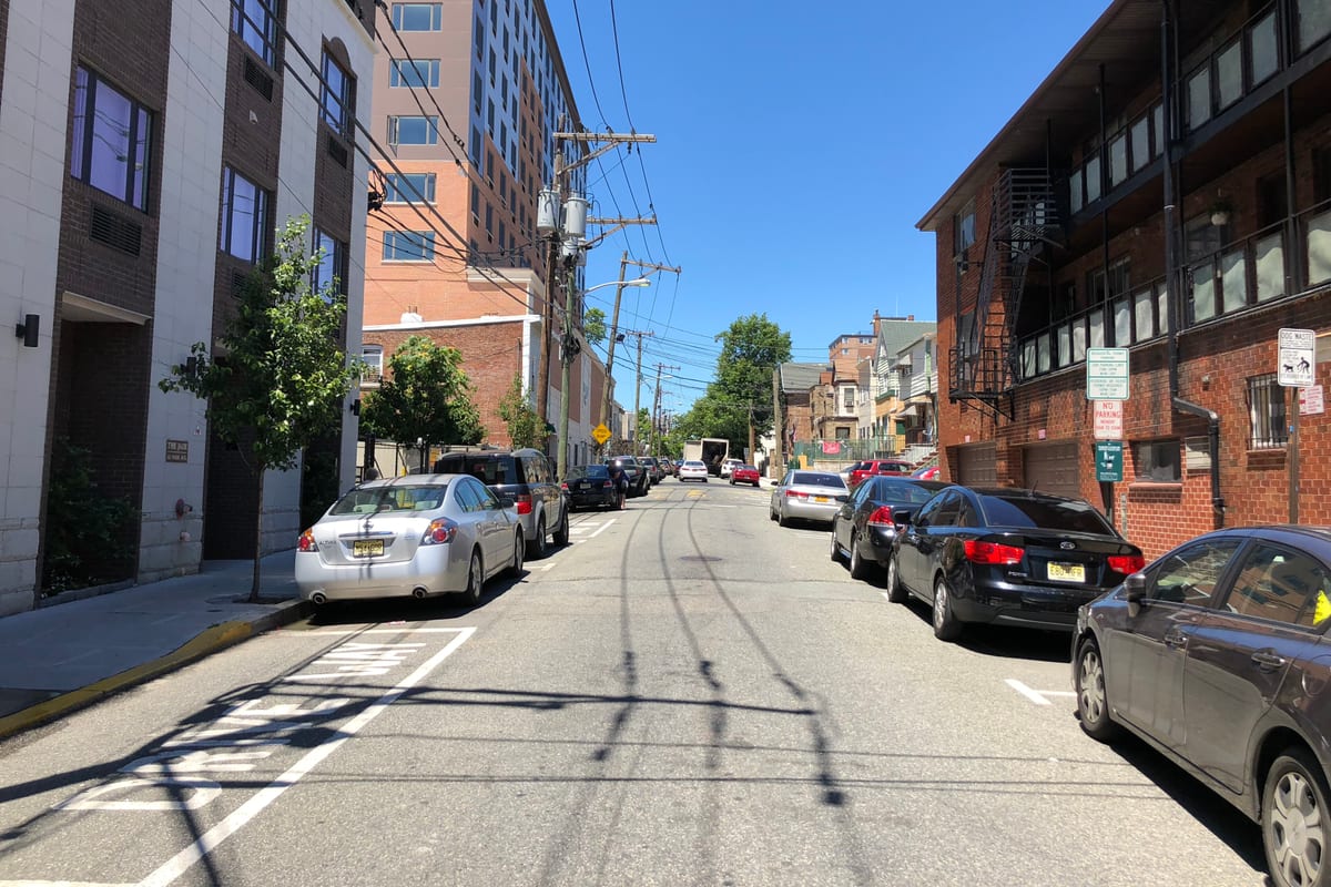 Union City, NJ — 2018-07-07 12 12 44 View south along Hudson County Route 505 (37th Street) just south of Park Avenue in Union City, Hudson County, New Jersey