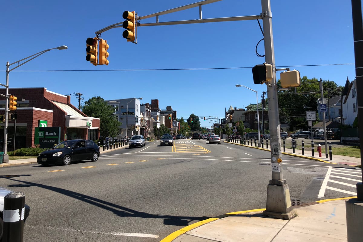 Union City, NJ — 2018-07-07 10 56 31 View north along Hudson County Route 501 (John F Kennedy Boulevard) at 36th Street in Union City, Hudson County, New Jersey
