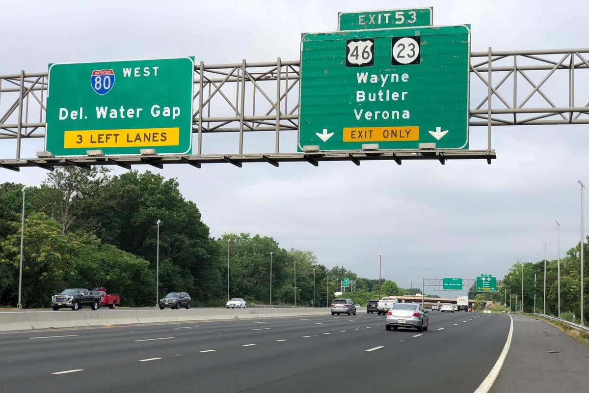 Wayne, NJ — 2020-07-08 08 52 49 View west along Interstate 80 (Bergen-Passaic Expressway) at Exit 53 (U.S. Route 46, New Jersey State Route 23, Wayne, Butler, Verona) in Wayne Township, Passaic County, New Jersey