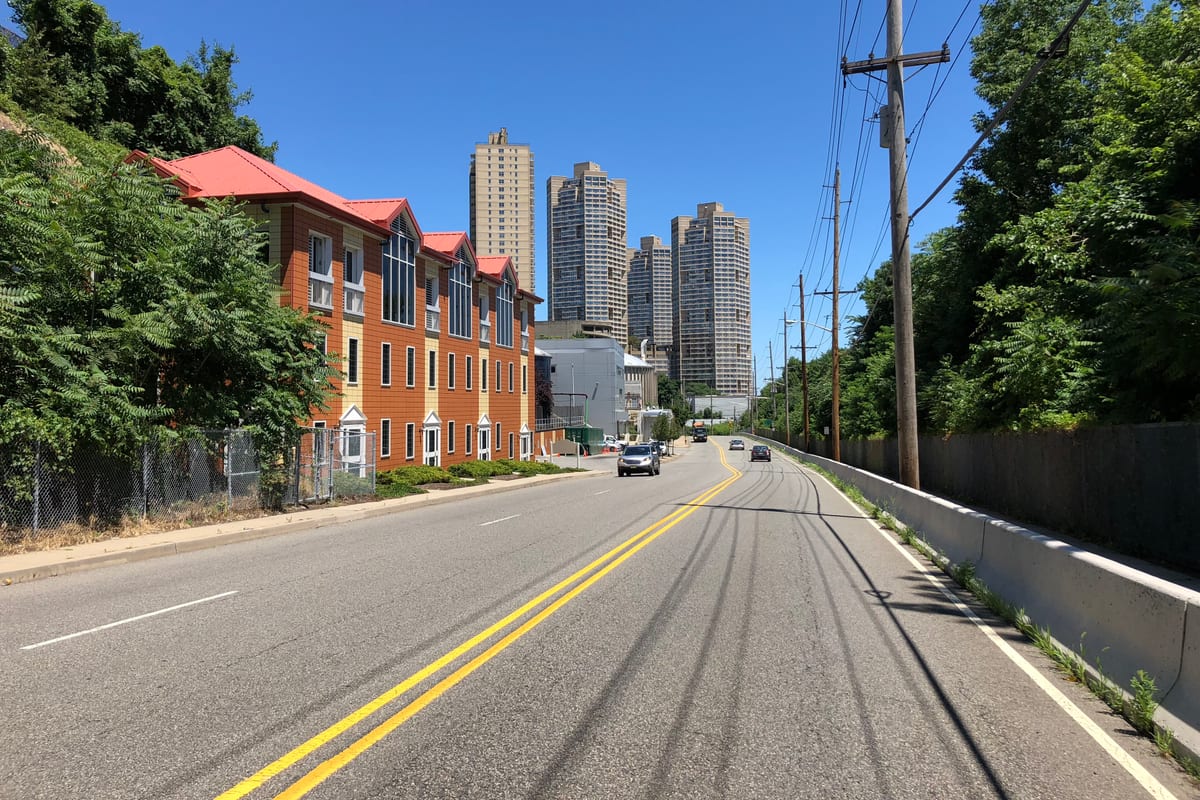 West New York, NJ — 2018-07-07 12 25 45 View north along Hudson County Route 505 (Anthony Defino Way) between John F Kennedy Boulevard East and Farragut Place in West New York, Hudson County, New Jersey