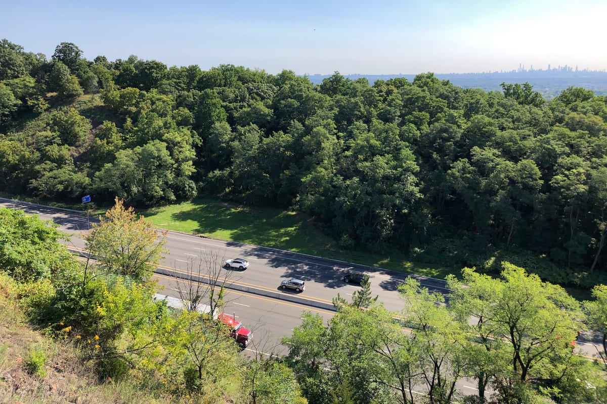 West Orange, NJ — 2024-09-03 10 10 54 View across Interstate 280 (Essex Freeway) from the cliffs on the south side of the highway just east of Exit 8 in West Orange Township, Essex County, New Jersey